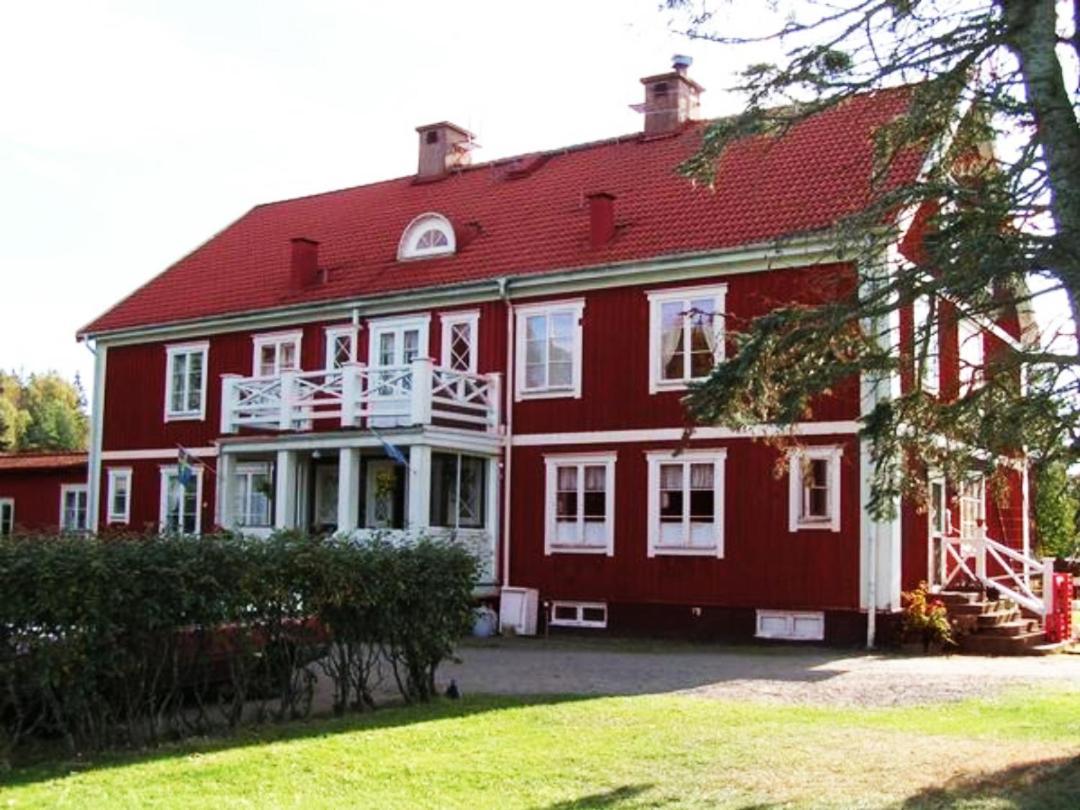 Hasslebogarden Vandrarhem Mariannelund Exterior photo